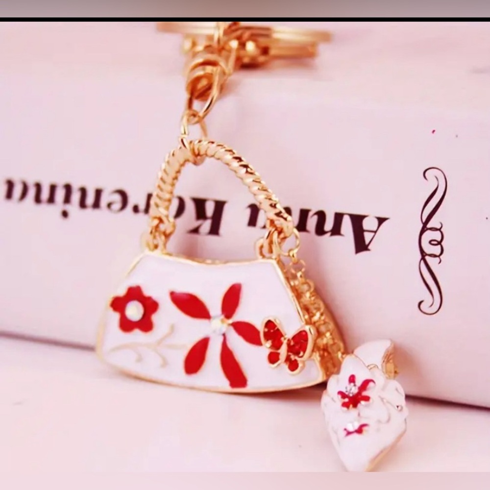 MINI FLOWER HANDBAG KEYCHAIN / CHARM